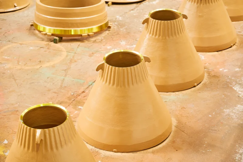 Gyratory-Crusher-Wear-Parts-1